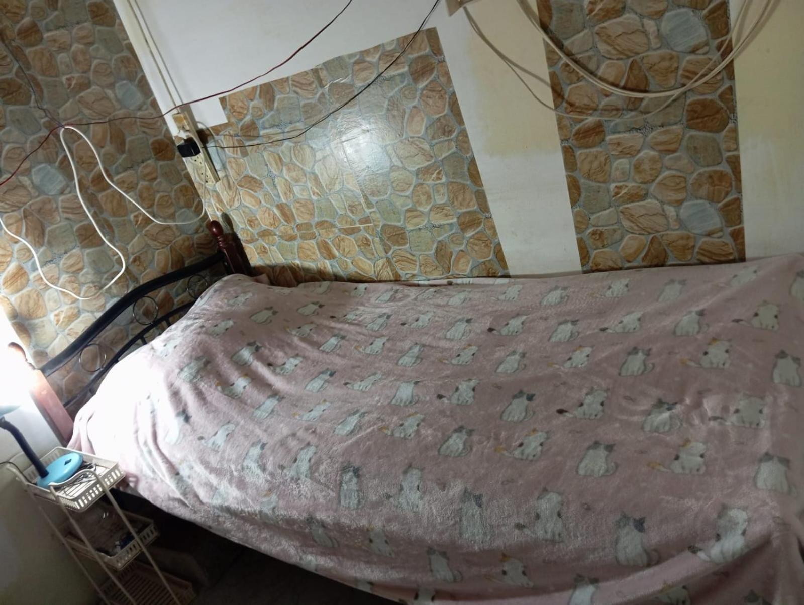 Single Homestay